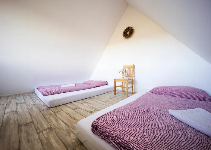 Sklipek Na Cisarske Feriehus Moravany (Hodonin)